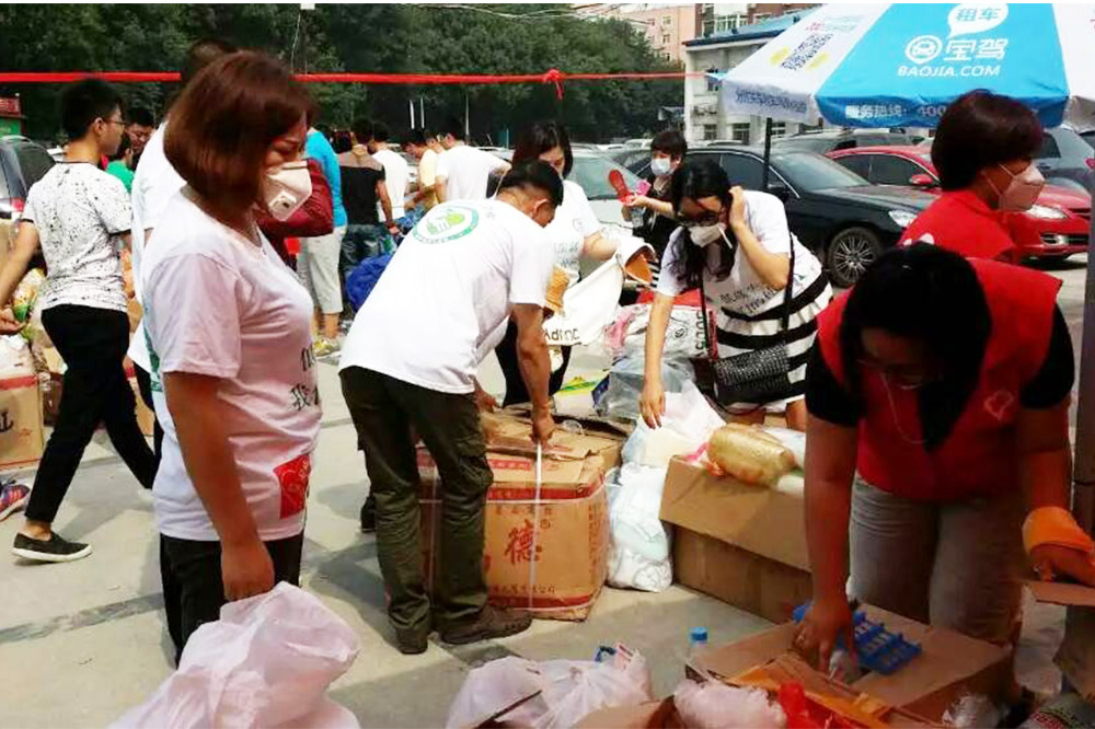 Contributing to the Tianjin disaster area - International low-carbon volunteers in action